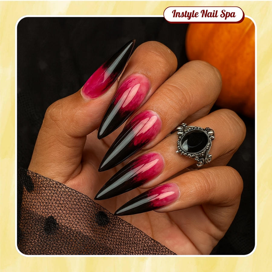 Halloween nail design
